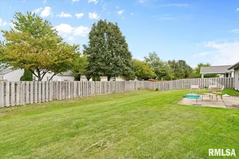 Exterior - 3541 Sandwood Dr, Springfield, IL 62707 photo 6 of 6