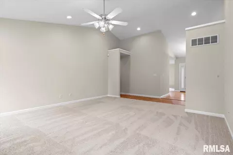 Living - 3541 Sandwood Dr, Springfield, IL 62707 photo 6 of 6