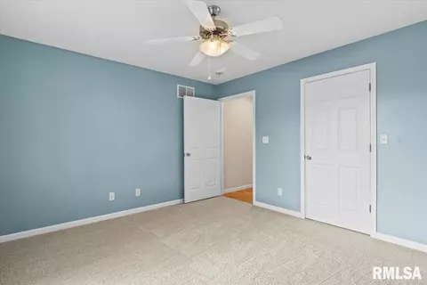 Bedroom - 3541 Sandwood Dr, Springfield, IL 62707 photo 7 of 9
