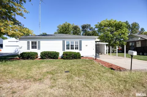 214 Hickory St, Kincaid, IL 62540