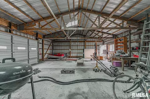 136 Locust Ave, Cornland, IL 62519 photo 27