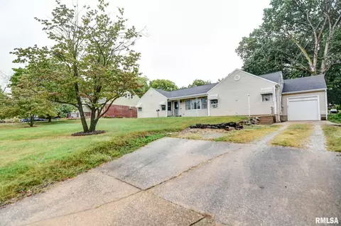 604 E 6th St, Pana, IL 62557 photo 23