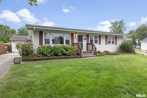 11 St Cabrini Ct, Springfield, IL 62702 photo 2