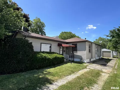 1431 Adlai Stevenson Dr, Springfield, IL 62703