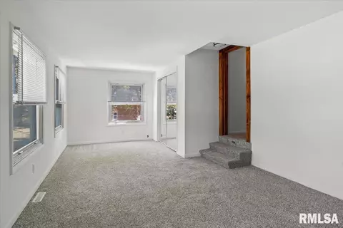 109 W Kimble St, Springfield, IL 62703 photo 20