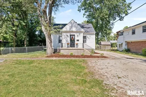 109 W Kimble St, Springfield, IL 62703 photo 4