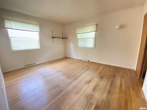 842 Roanoke Dr, Springfield, IL 62702 photo 11