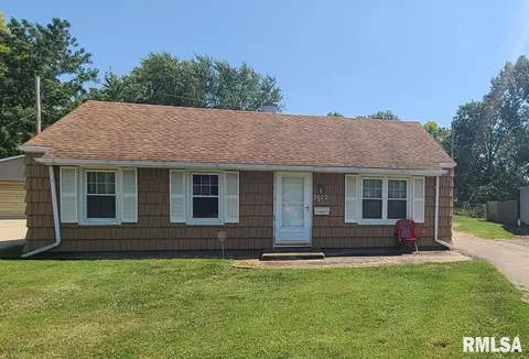 3072 Louise Ln, Springfield, IL 62702