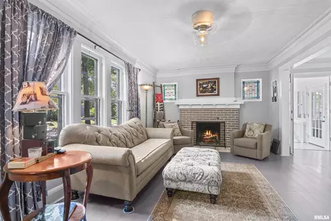 841 S Park Ave, Springfield, IL 62704 photo 9