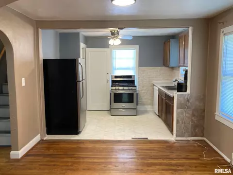 1231 Rutledge St, Springfield, IL 62702 photo 15