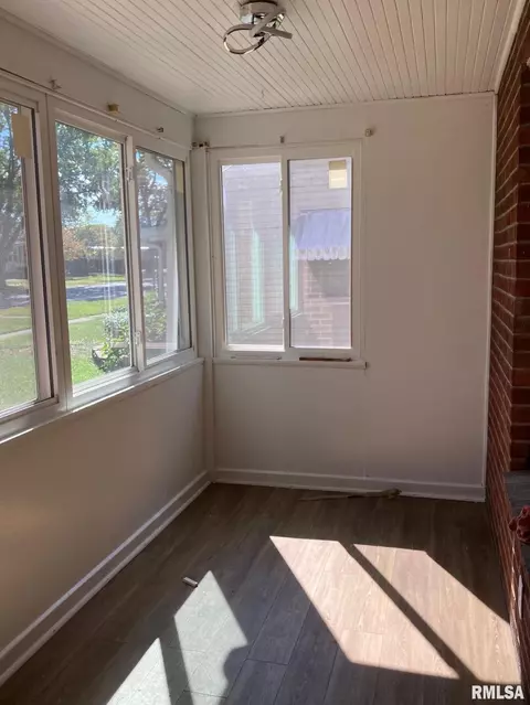 1231 Rutledge St, Springfield, IL 62702 photo 7
