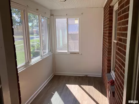 1231 Rutledge St, Springfield, IL 62702 photo 6
