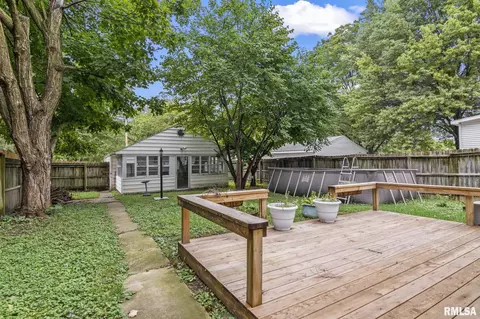 511 S Main St, Athens, IL 62613 photo 30