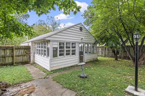 511 S Main St, Athens, IL 62613 photo 25