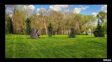4205-4209 Southwoods Rd, Springfield, IL 62707 photo 2