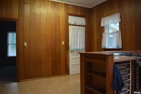 1213 N Franklin St, Springfield, IL 62702 photo 6