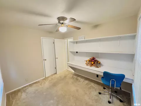 618 Wood Ave, Springfield, IL 62702 photo 6
