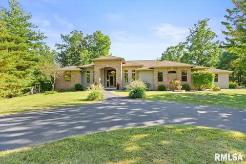 5875 S Cantrall Creek Rd, Cantrall, IL 62625