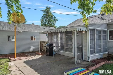 2060 Marland St, Springfield, IL 62702 photo 24