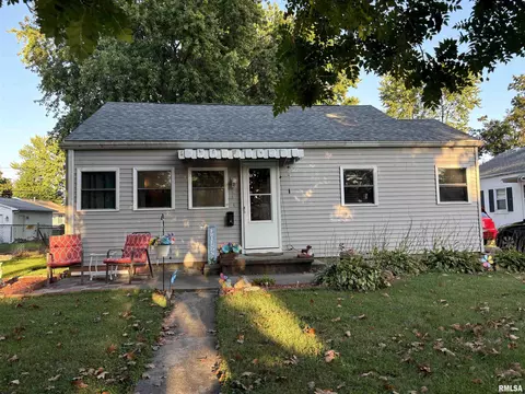 2060 Marland St, Springfield, IL 62702