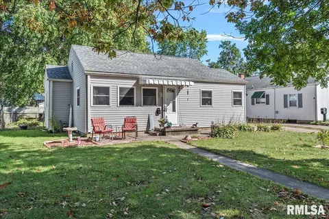 2060 Marland St, Springfield, IL 62702 photo 3