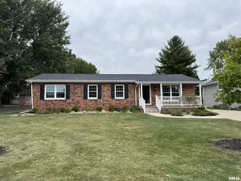 405 Bandy Ave, Galesburg, IL 61401