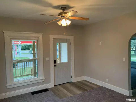210 SE 7th Ave, Aledo, IL 61231 photo 8