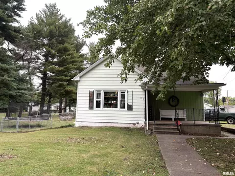 848 Doolin Ave, Jacksonville, IL 62650