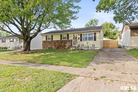 2317 Sutherland Rd, Springfield, IL 62702 photo 3