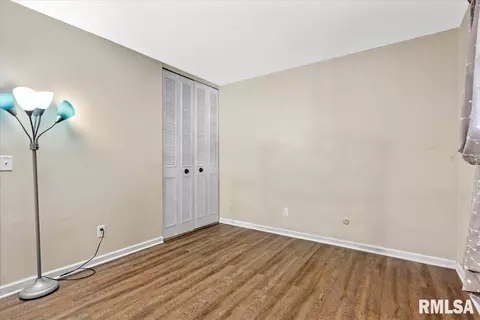 2317 Sutherland Rd, Springfield, IL 62702 photo 16