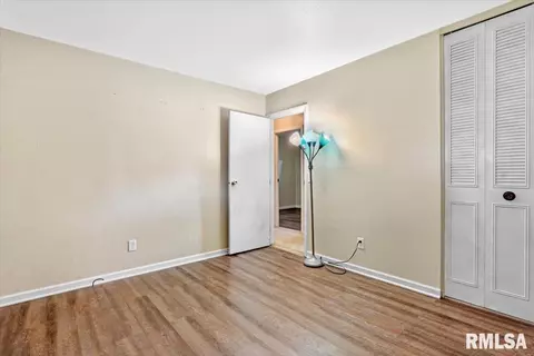 2317 Sutherland Rd, Springfield, IL 62702 photo 14