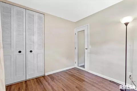 2317 Sutherland Rd, Springfield, IL 62702 photo 21