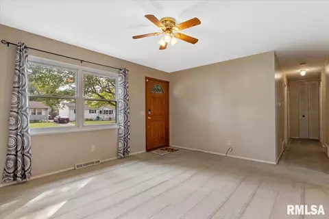 2317 Sutherland Rd, Springfield, IL 62702 photo 7