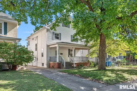 1926 S 4th St, Springfield, IL 62703