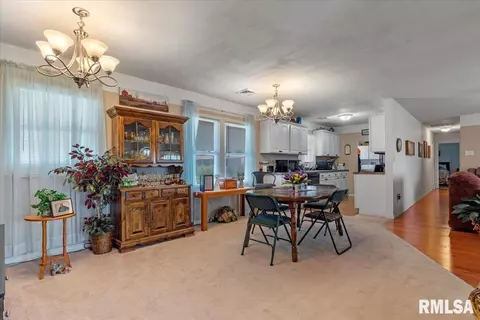 1620 N Springfield St, Virden, IL 62690 photo 11