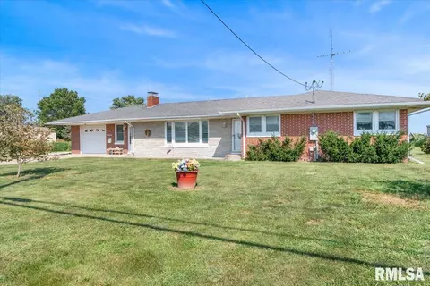 1620 N Springfield St, Virden, IL 62690 photo 34