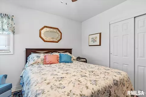 1620 N Springfield St, Virden, IL 62690 photo 17