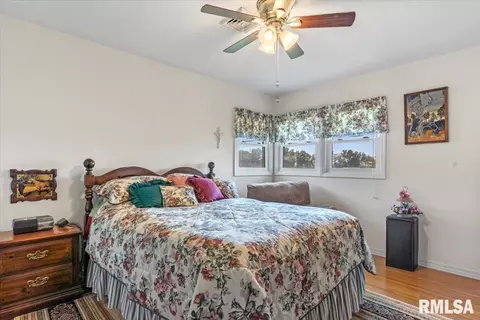 1620 N Springfield St, Virden, IL 62690 photo 20