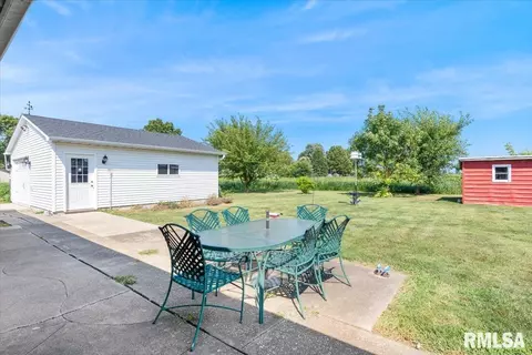 1620 N Springfield St, Virden, IL 62690 photo 28