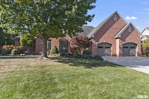 5013 Blackwolf Rd, Springfield, IL 62711