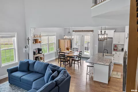 3704 Sugar Loaf Dr, Springfield, IL 62711 photo 9