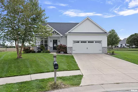 3704 Sugar Loaf Dr, Springfield, IL 62711