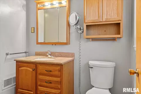 1920 Fairfield Dr, Springfield, IL 62702 photo 10
