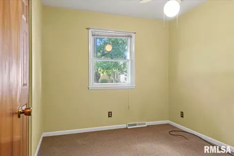 1920 Fairfield Dr, Springfield, IL 62702 photo 15