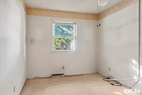 1920 Fairfield Dr, Springfield, IL 62702 photo 13
