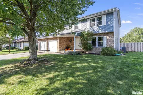 61 Partridge Dr, Chatham, IL 62629