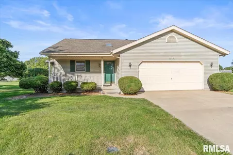 2813 Placid Ct, Springfield, IL 62707
