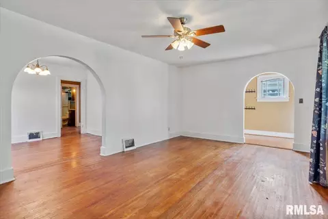 1908 S State St, Springfield, IL 62704 photo 6