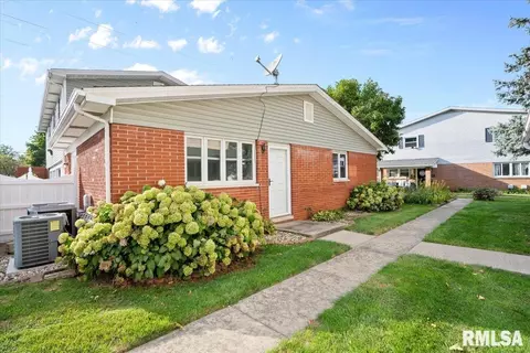 431 S Durkin Dr, Springfield, IL 62704