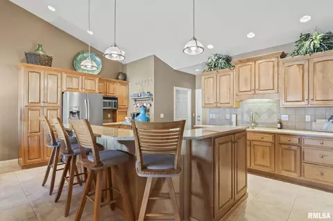 4304 Castle Pines Dr, Springfield, IL 62711 photo 12